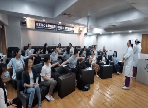 中南大学湘雅二医院2021年首批重症专科护士培训班学员顺利结业